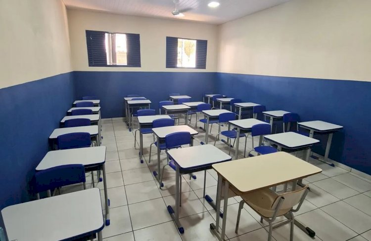 Secretário de Educação de Itaperuna visita escola que passa por obras de ampliação