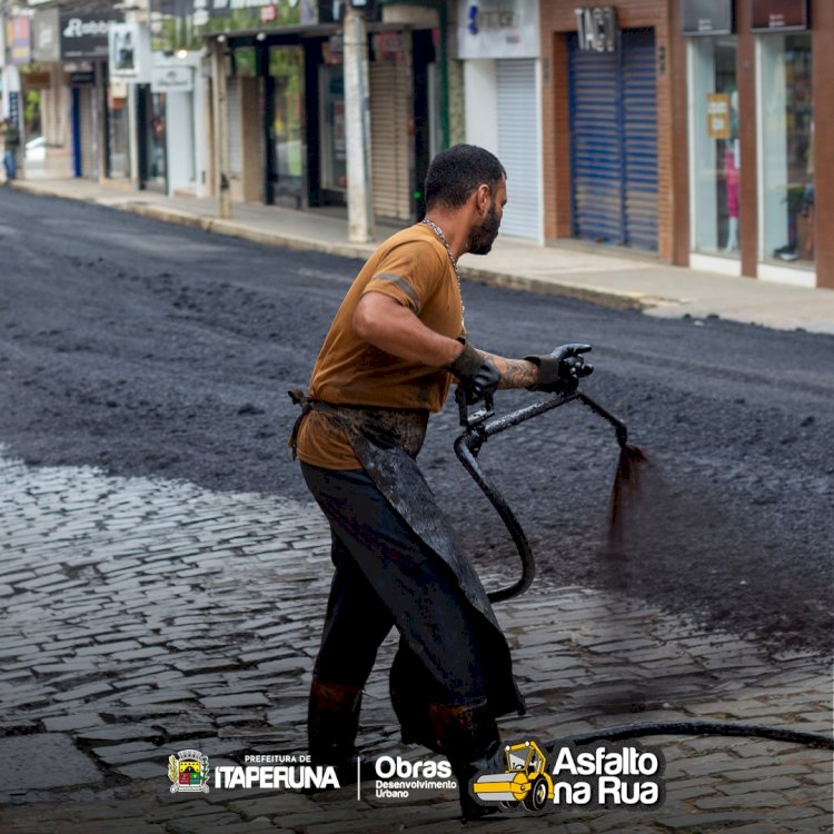 Programa "Asfalto na Rua" chega à Assis Ribeiro