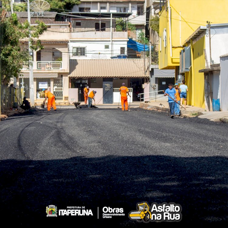 Programa "Asfalto na Rua" no Fiteiro.