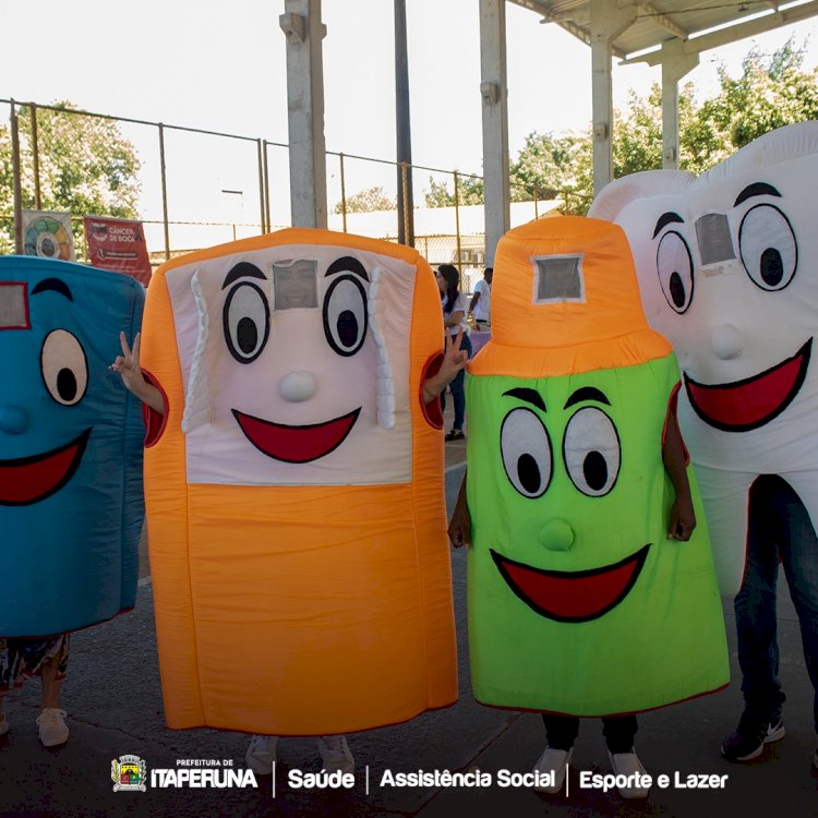 Prefeitura realiza evento com Ônibus Lilás Estado, no Centro Poliesportivo.