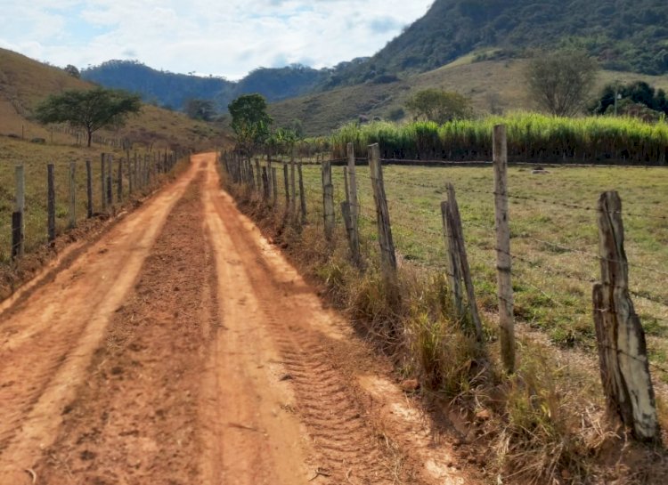 Localidade do Bananal recebe equipe da Secretaria de Agricultura de Itaperuna