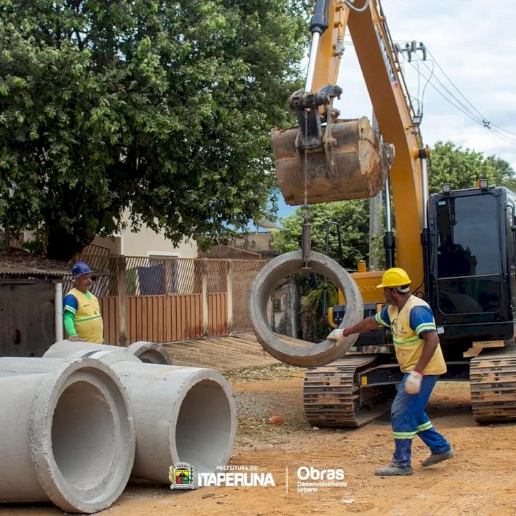 Infraestrutura no distrito de Raposo.