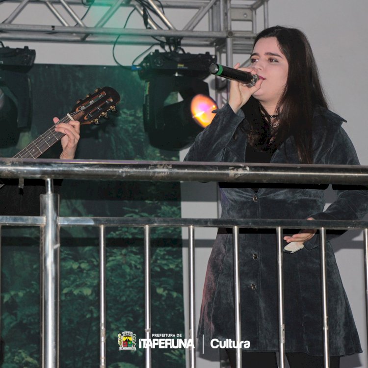 2ª Feira Cultural Caminho da Pedra Preta  anima a noite itaperunense.