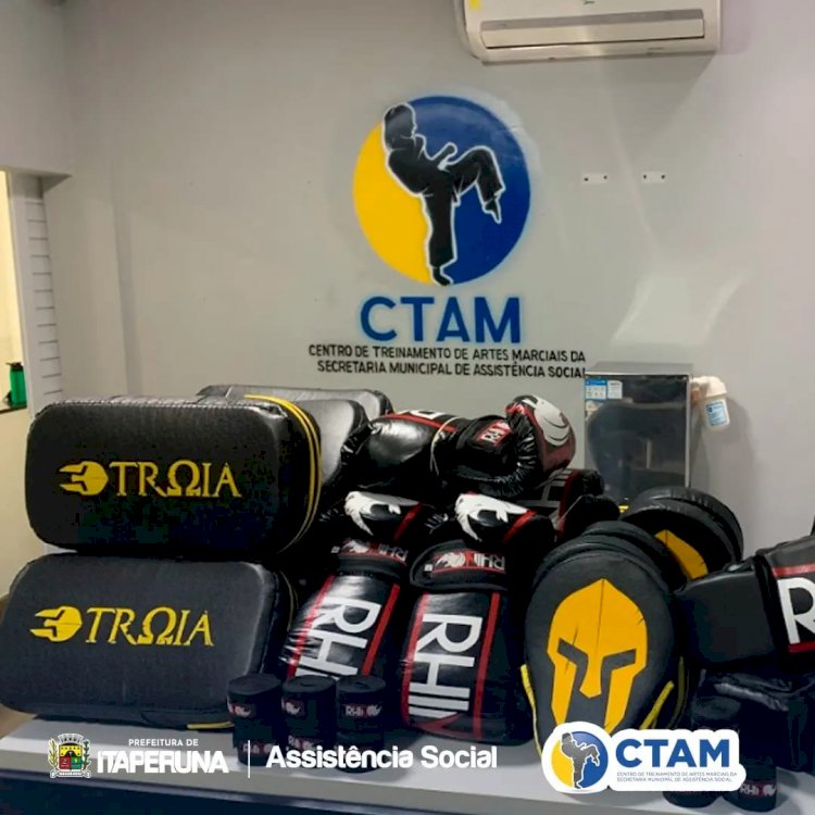 Prefeitura realiza entrega dos materiais esportivo ao CTAM.