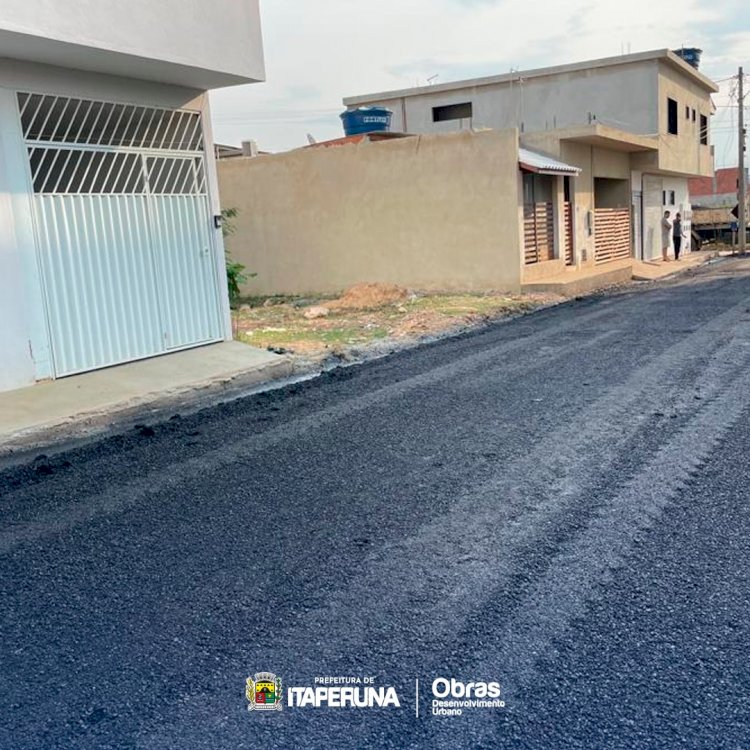 Programa Asfalto na Rua contempla 4 pontos da cidade em apenas um dia.