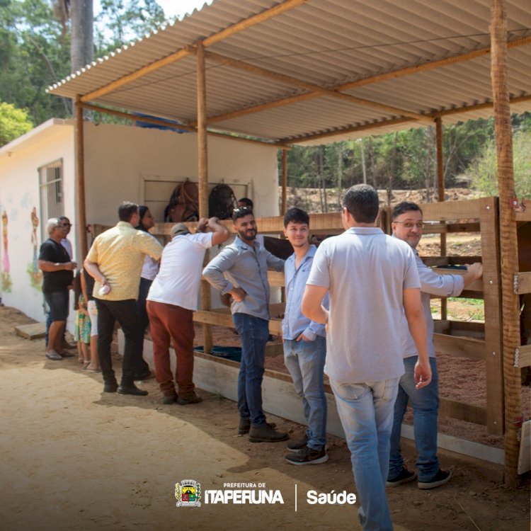 Prefeitura inaugura Equoterapia  Pedra Preta.