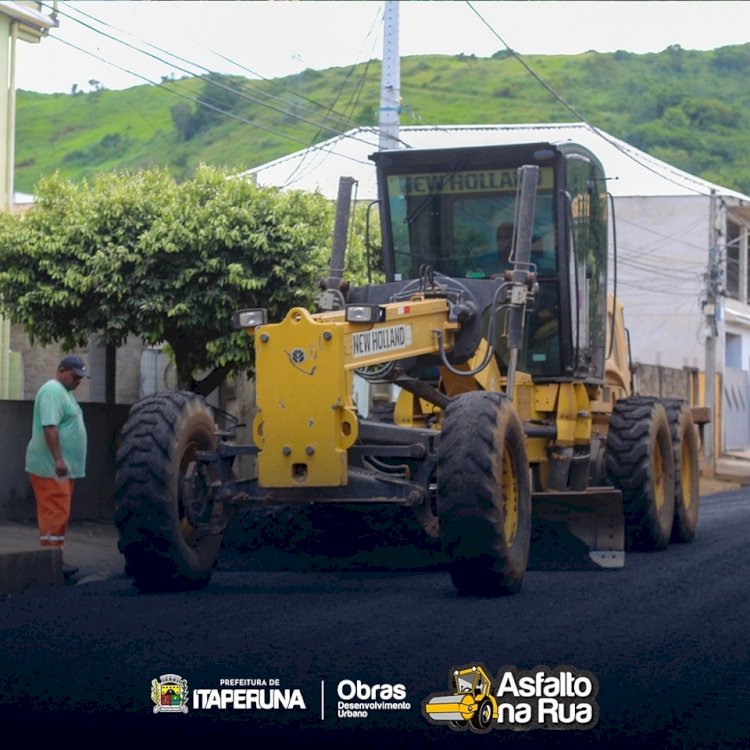 Tem asfalto novo no bairro Cehab.