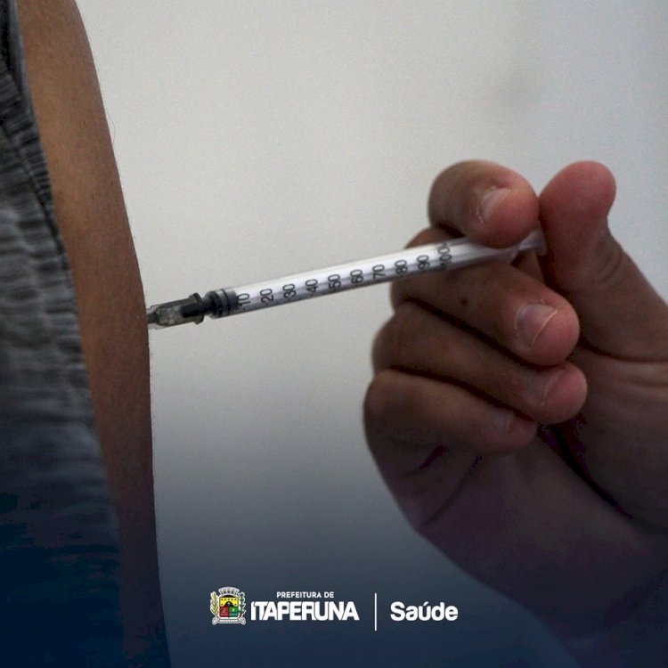 Secretaria de Saúde promove ação de vacinação na Feira Livre e distritos.