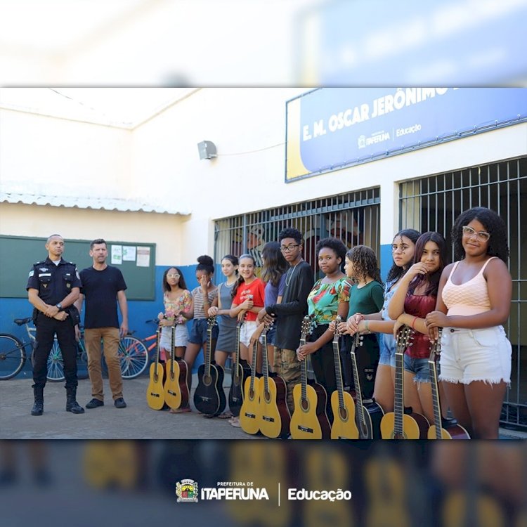 Projeto Primeiro Acorde leva música e inclusão as escolas municipais.