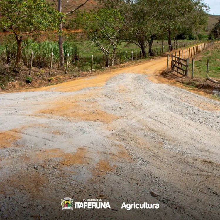 Localidade de Águas Claras recebe a equipe da Secretaria de Agricultura.