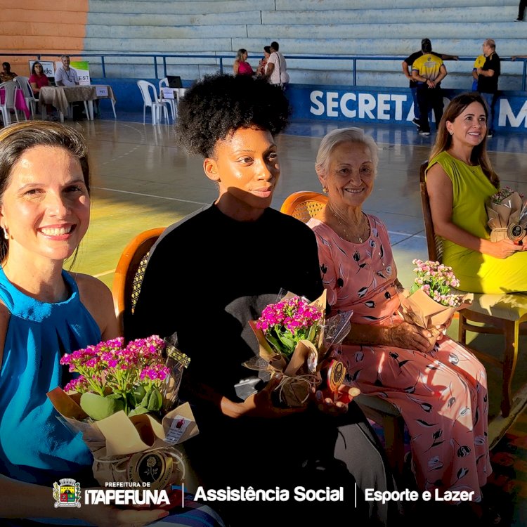 Secretaria de Assistência Social comemora o Dia Internacional da Mulher com ação no Poliesportivo.