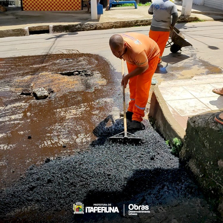 Operação tapa-buraco na Cehab.