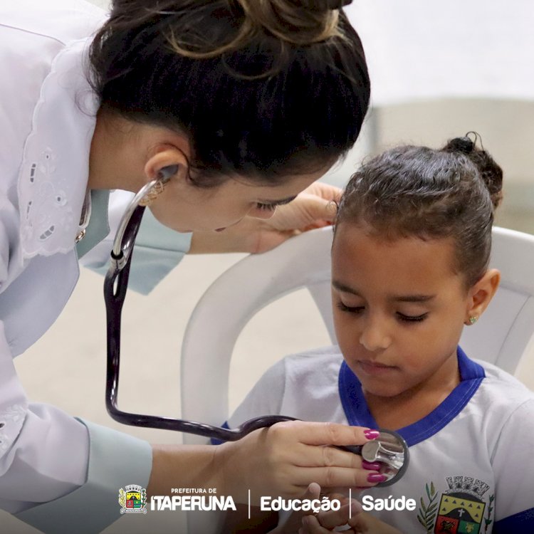 Alunos das Escolas em Tempo Integral recebem atendimento médico direto nas escolas.