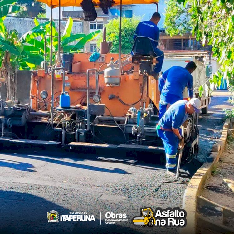 Tem asfalto novo na rua Malvina Cunha.