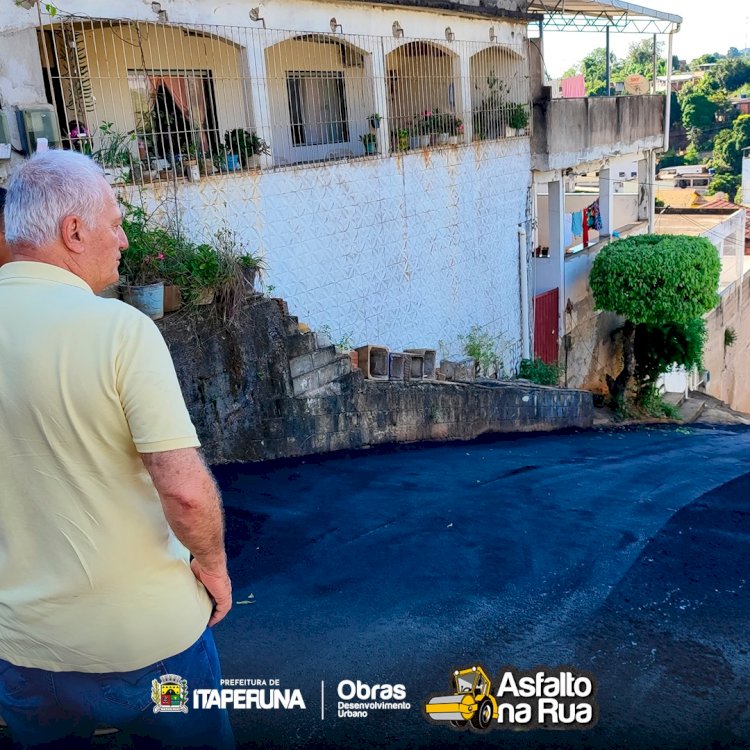 Tem asfalto novo na rua Malvina Cunha.