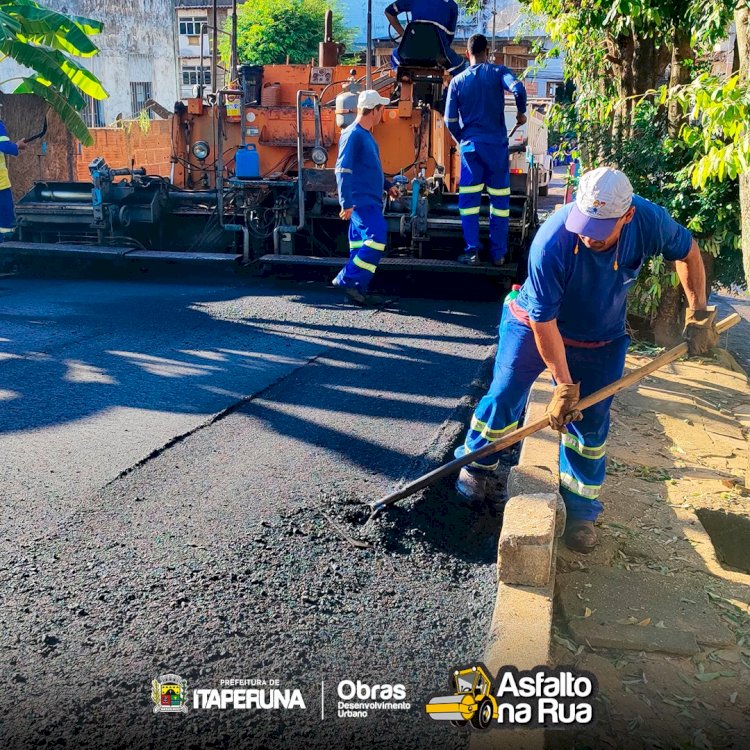 Tem asfalto novo na rua Malvina Cunha.