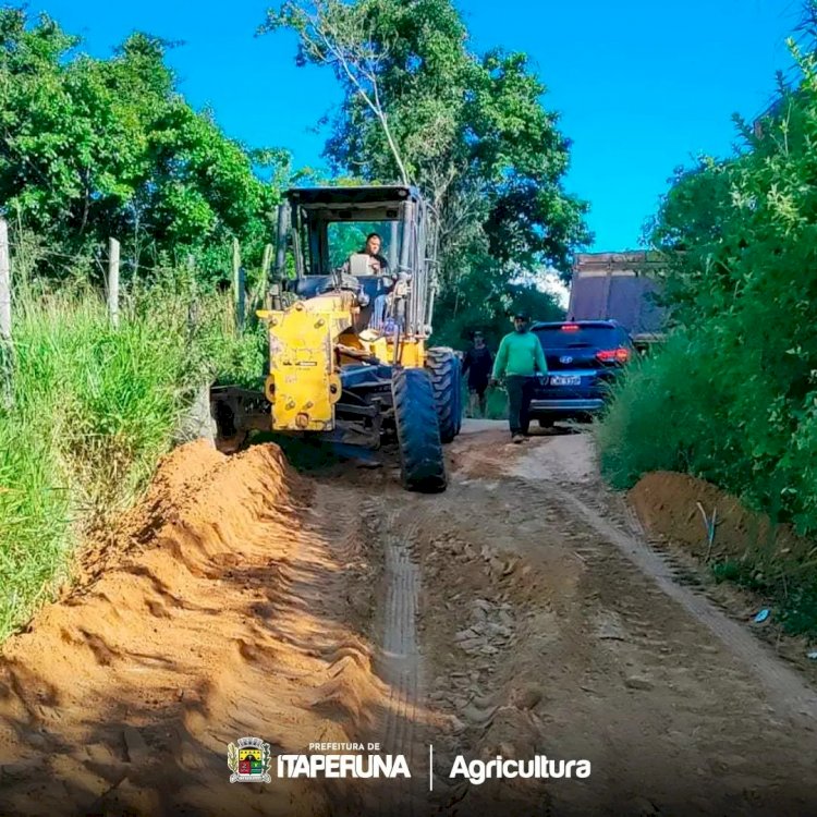 Secretaria de Agricultura segue com o trabalho de recuperação das estradas vicinais.